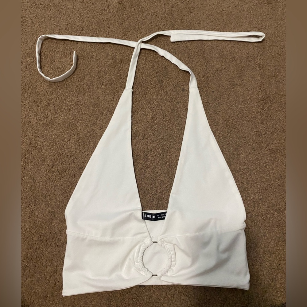 White Ring detail crop halter top
